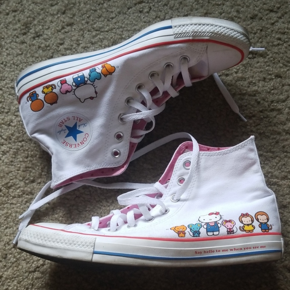 Hello Kitty Converse